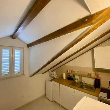 Rose Garden Apartment